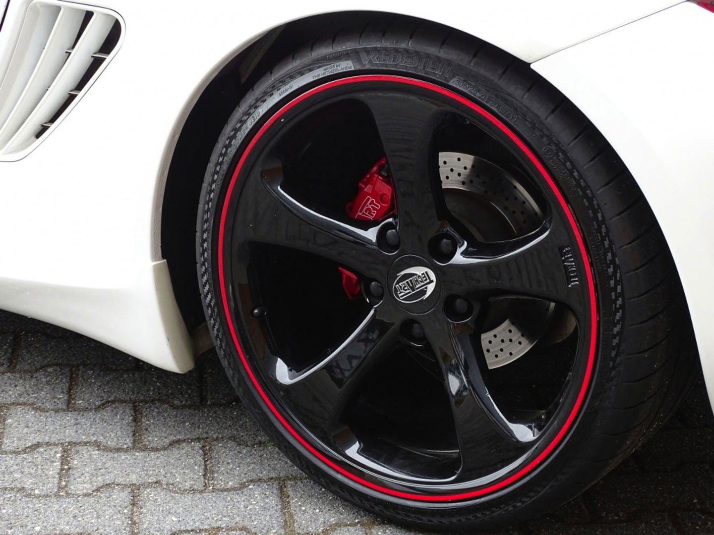 Porsche Cayman 2.9 PDK TechArt GT / LIFT / carbon / LED *NAP*