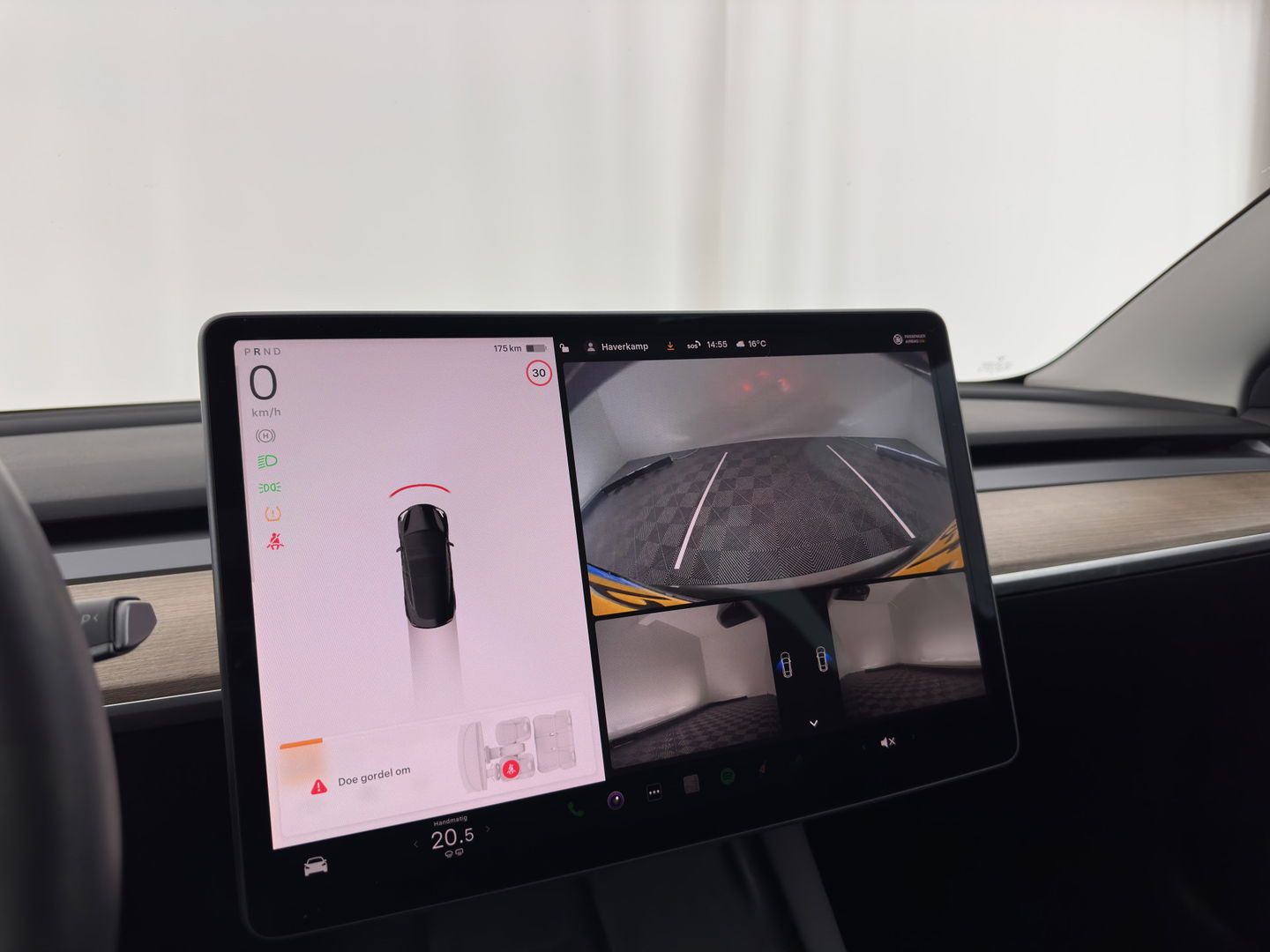 Tesla Model 3 Standard RWD Plus 60 kWh [ 3-Fase ] { SOH-90%} (INCL-BTW) Aut. *PANO | AUTO-PILOT | LUXURY-LEATHER | KEYLESS | FULL-LED | MEMORY-PACK | SURROUND-VIEW | DAB | CARPLAY | DIGI-COCKPIT | LANE-ASSIST | COMFORT-SEATS | 18"ALU*