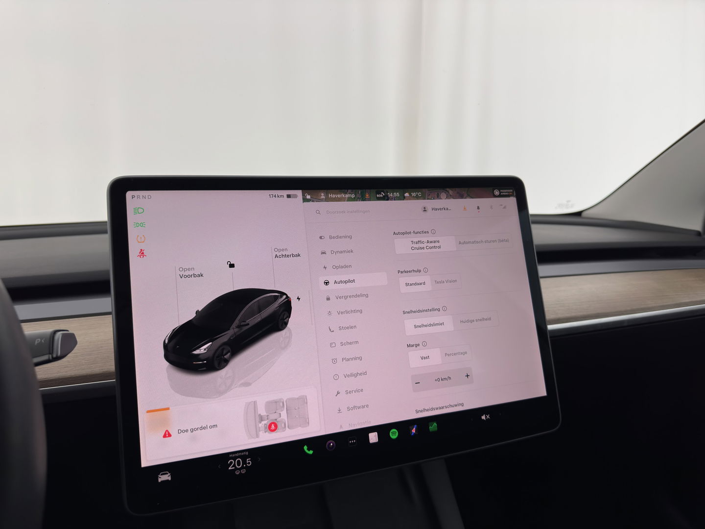 Tesla Model 3 Standard RWD Plus 60 kWh [ 3-Fase ] { SOH-90%} (INCL-BTW) Aut. *PANO | AUTO-PILOT | LUXURY-LEATHER | KEYLESS | FULL-LED | MEMORY-PACK | SURROUND-VIEW | DAB | CARPLAY | DIGI-COCKPIT | LANE-ASSIST | COMFORT-SEATS | 18"ALU*