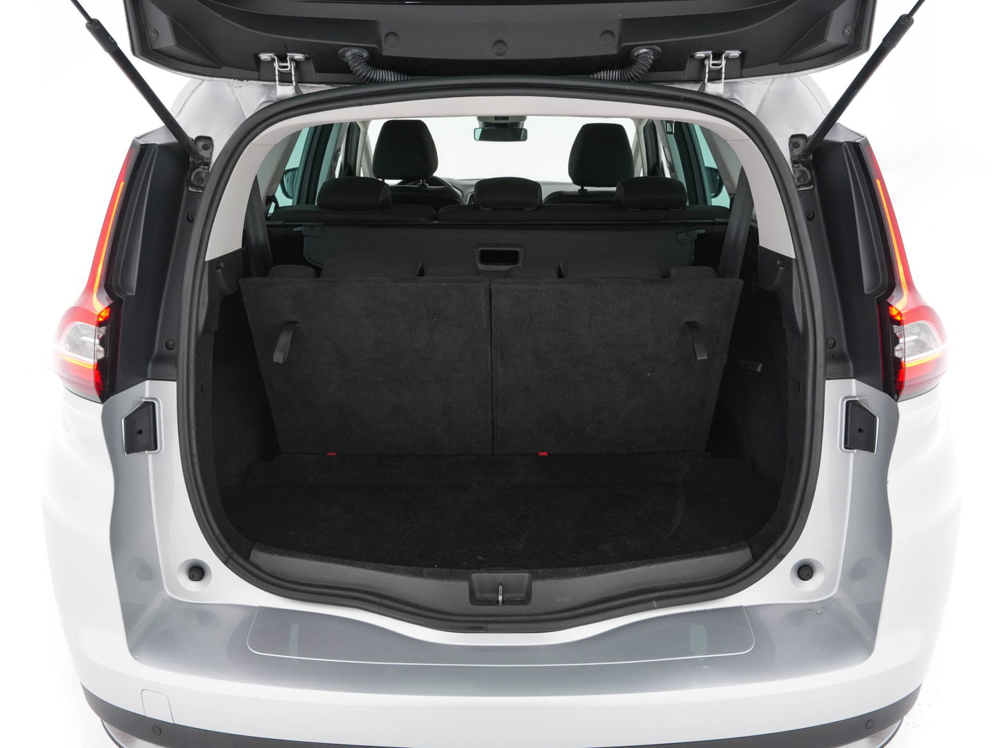 Renault Grand Scénic 1.3 TCe Business Zen [ 7-Pers. ] (INCL-BTW) *NAVI-FULLMAP | COMFORT-SEATS | DIGI-COCKPIT | ECC | PDC | CRUISE | PRIVACY-GLASS | DAB | CARPLAY*