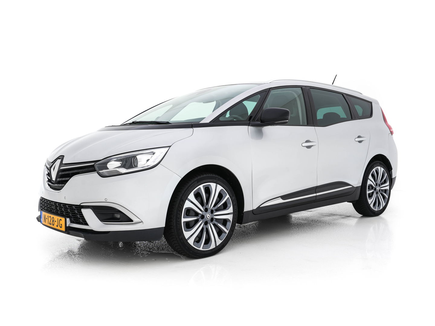 Renault Grand Scénic 1.3 TCe Business Zen [ 7-Pers. ] (INCL-BTW) *NAVI-FULLMAP | COMFORT-SEATS | DIGI-COCKPIT | ECC | PDC | CRUISE | PRIVACY-GLASS | DAB | CARPLAY*