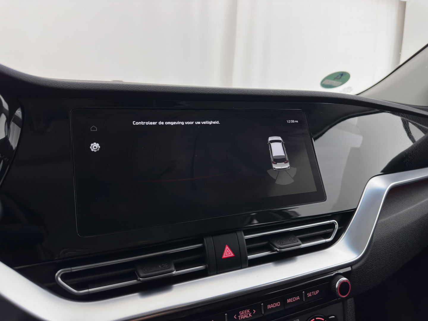 Kia e-Niro DynamicLine 64 kWh [ 3-Fase ] (INCL.BTW) Aut. *LEATHER-FABRIC | NAVI-FULLMAP | AMBIENT-LIGHT | DAB+ | ADAPTIVE-CRUISE | CAMERA | HEATED-COMFORTSEATS | KEYLESS | DIGI-COCKPIT | SHIFT-PADDLES | CARPLAY | 17"ALU*