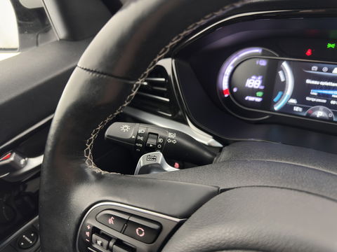 Kia e-Niro DynamicLine 64 kWh [ 3-Fase ] (INCL.BTW) Aut. *LEATHER-FABRIC | NAVI-FULLMAP | AMBIENT-LIGHT | DAB+ | ADAPTIVE-CRUISE | CAMERA | HEATED-COMFORTSEATS | KEYLESS | DIGI-COCKPIT | SHIFT-PADDLES | CARPLAY | 17"ALU*