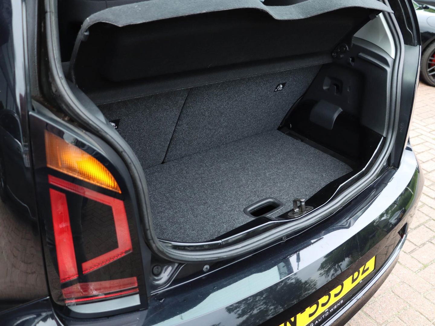 Volkswagen up! 1.0 Camera | Climate + Cruise Control | PDC