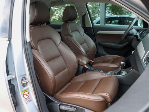 Audi Q3 2.0 TFSI Quattro 211 PK Panodak Bose Leder Trekhaak Keurige auto!