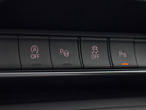 Audi Q3 2.0 TFSI Quattro 211 PK Panodak Bose Leder Trekhaak Keurige auto!