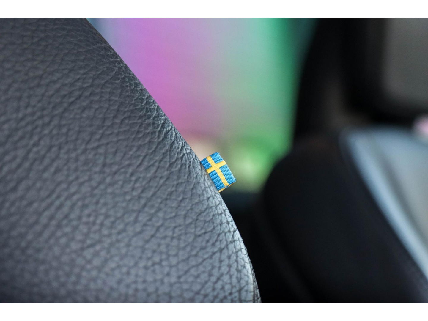 Volvo XC60 T8 AWD Inscription 360 Cam ACC Leder Panodak Trekhaak Luchtvering 20''