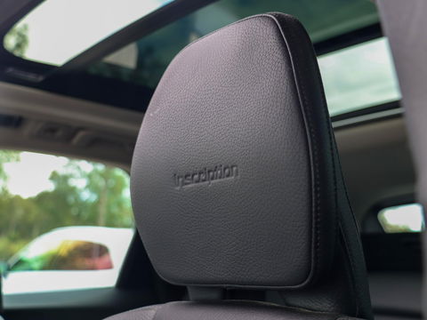 Volvo XC60 T8 AWD Inscription 360 Cam ACC Leder Panodak Trekhaak Luchtvering 20''