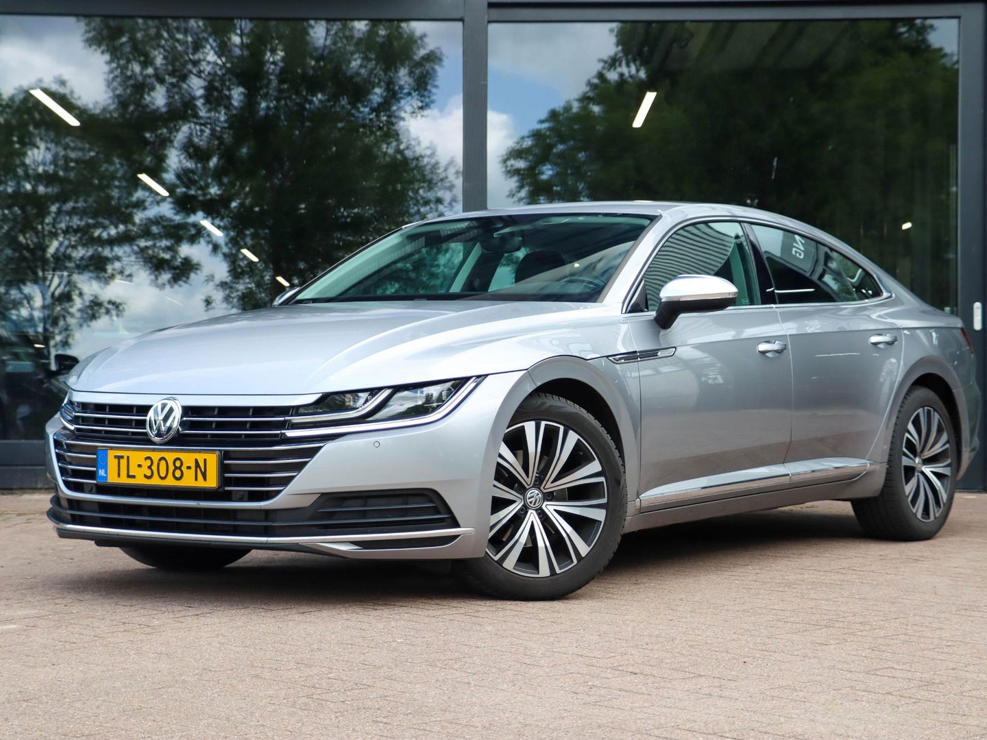 Volkswagen Arteon 1.5 TSI Elegance Business DSG Dealeronderhouden!