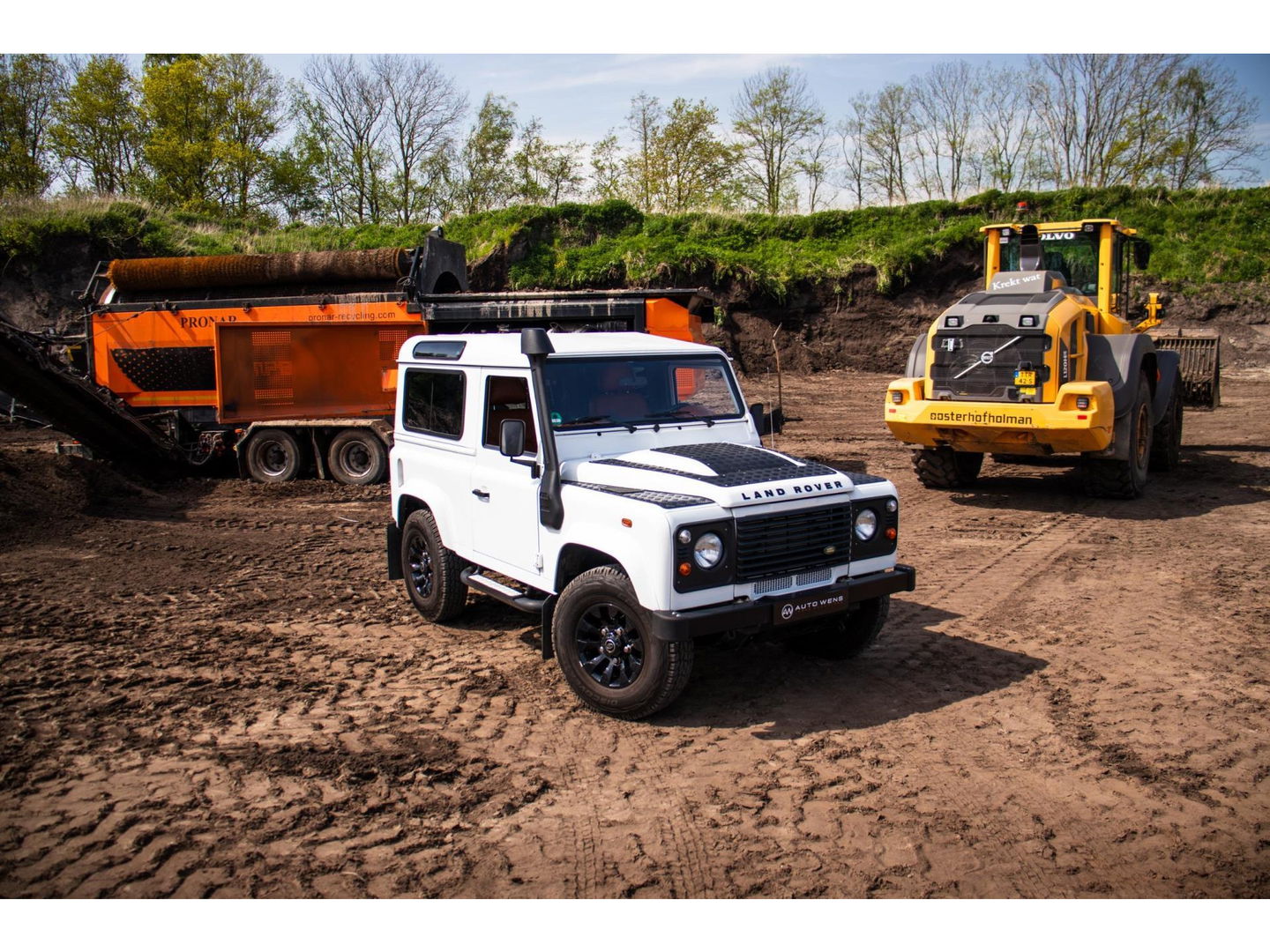 Land Rover Defender 2.2 D HT 90" E | Premium interieur | Keurige staat!