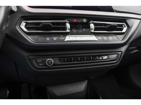 BMW 1-serie 118i Executive Edition M Sport | Panoramadak