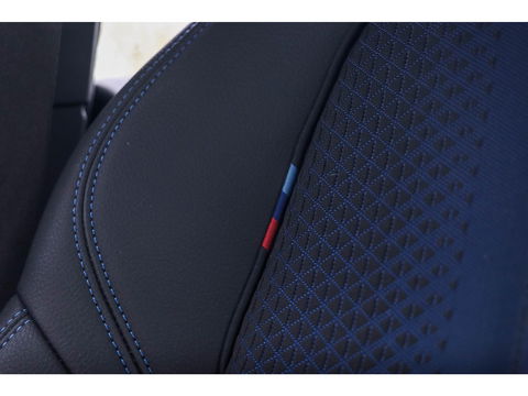 BMW 1-serie 118i Executive Edition M Sport | Panoramadak