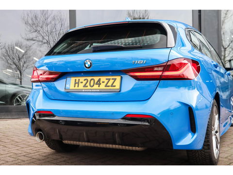 BMW 1-serie 118i Executive Edition M Sport | Panoramadak