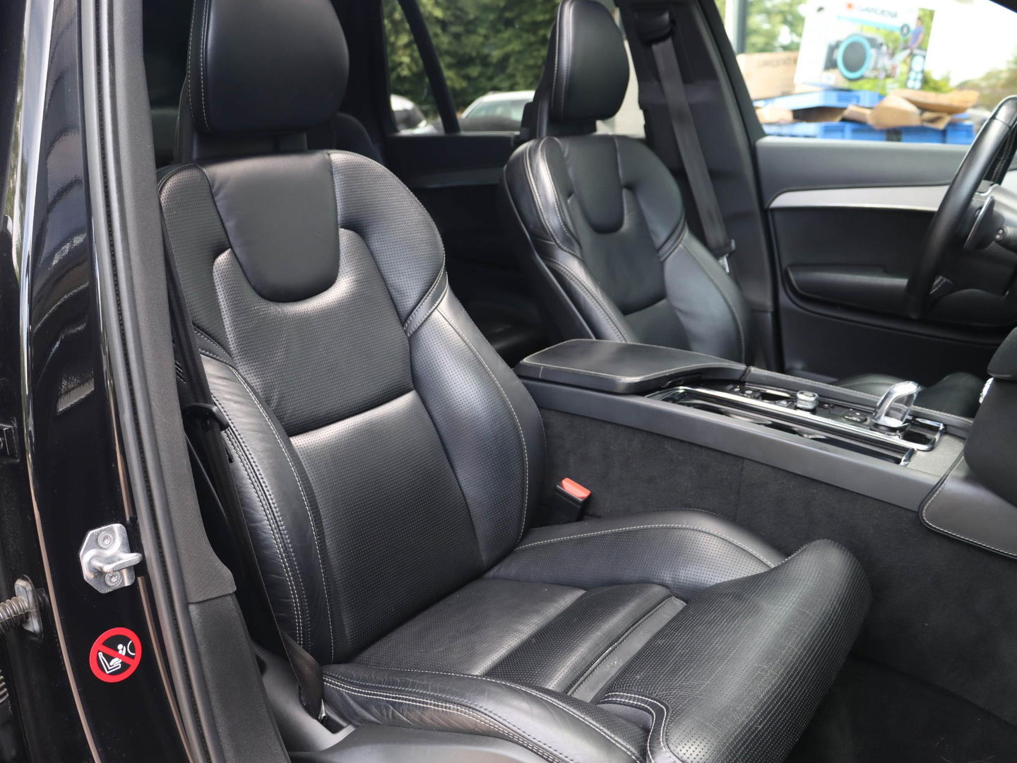 Volvo XC90 T8 Twin Engine R-design 7p. Trekhaak Pano Stoelkoeling ERAD vv!