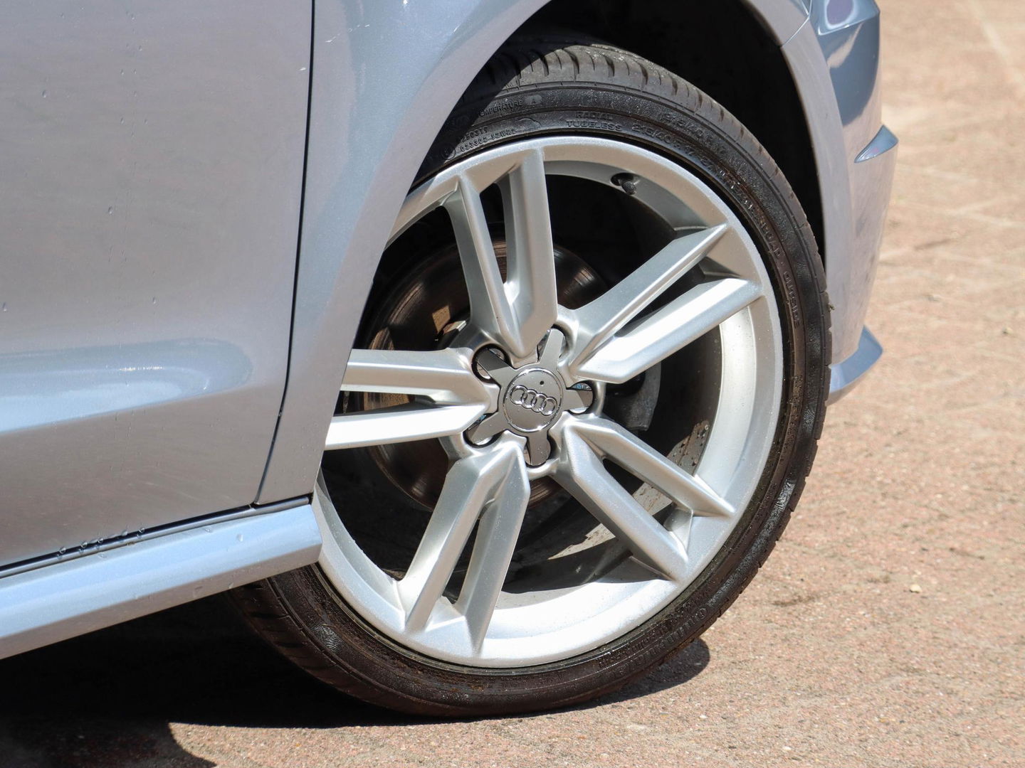 Audi A1 Sportback 1.0 TFSI Advance S-Line Automaat