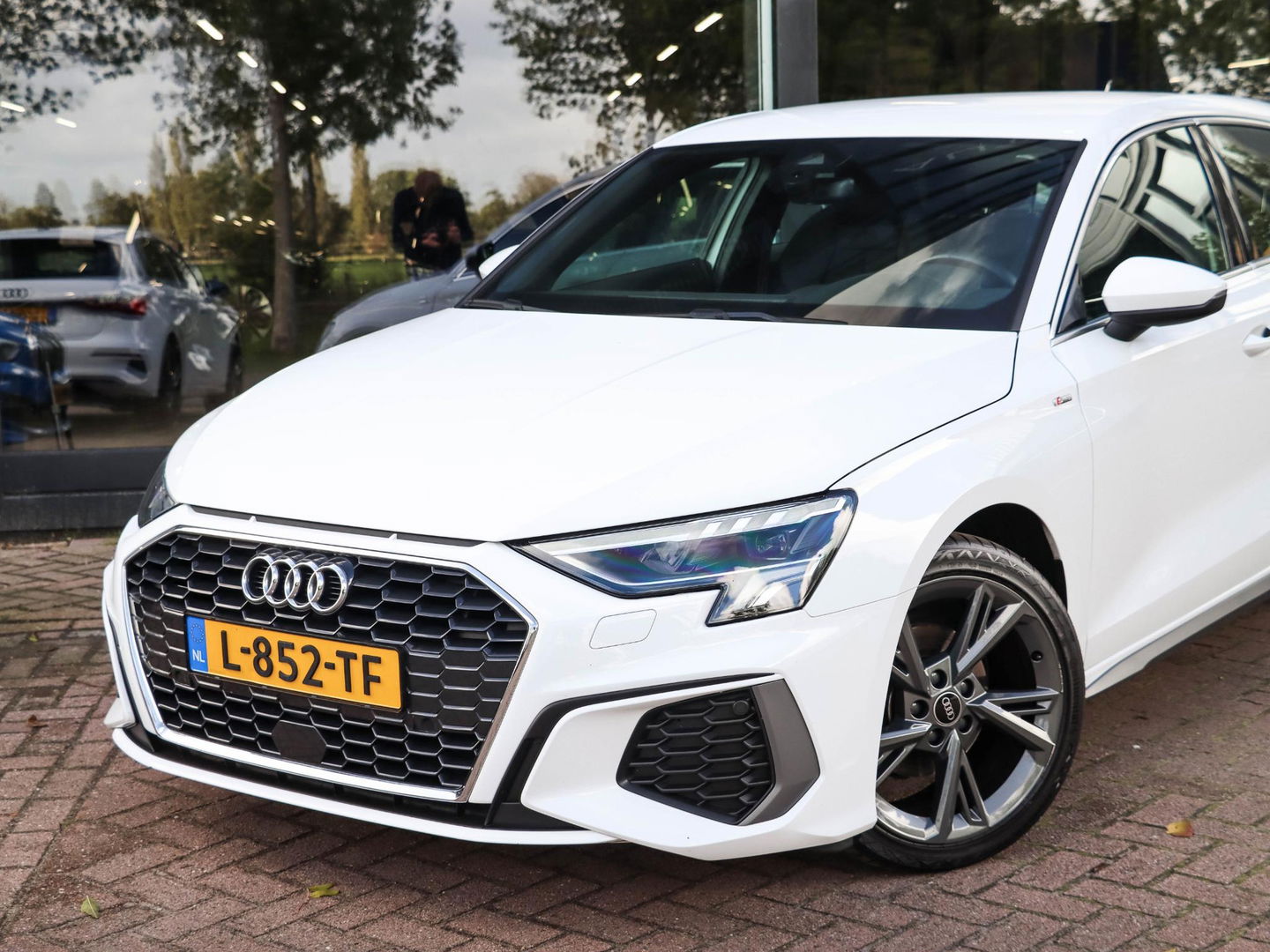 Audi A3 Sportback 30 TFSI S edition Automaat 2x S Line Matrix LED