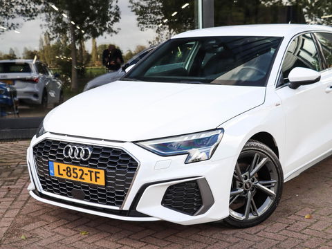 Audi A3 Sportback 30 TFSI S edition Automaat 2x S Line Matrix LED