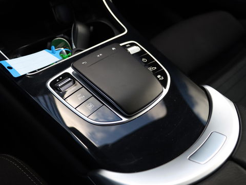 Mercedes-Benz GLC 300e 4MATIC Business Solution
