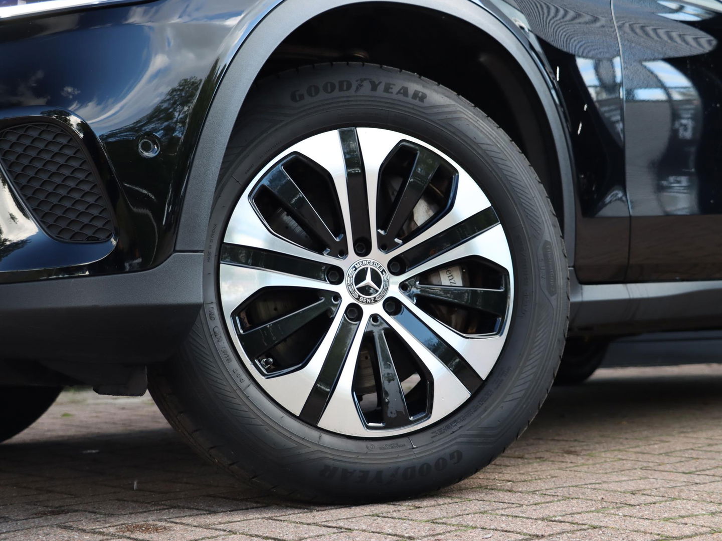 Mercedes-Benz GLC 300e 4MATIC Business Solution