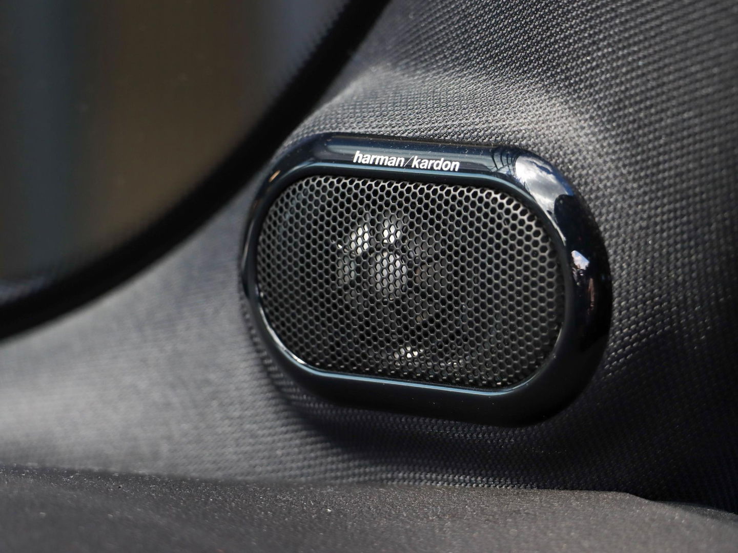 MINI Mini 1.5 Cooper Automaat Harman Kardon Navigatie LED Dealeronderhouden