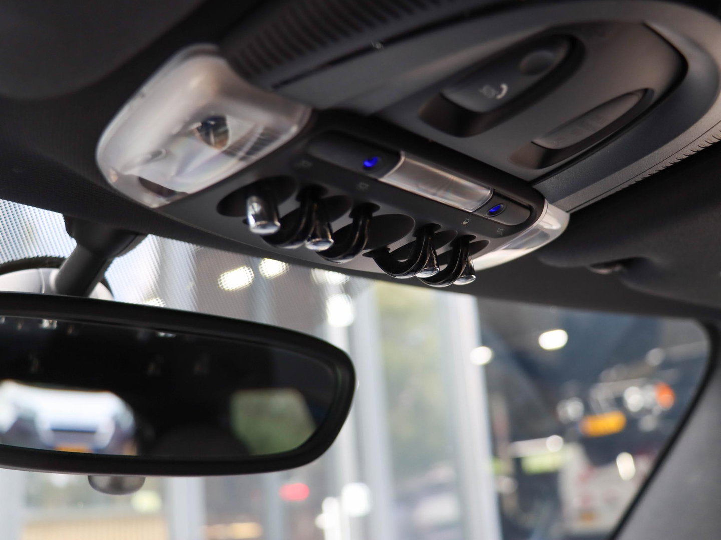 MINI 3-deurs 1.5 Cooper Automaat 136pk Harman Kardon Navigatie LED Dealeronderhouden