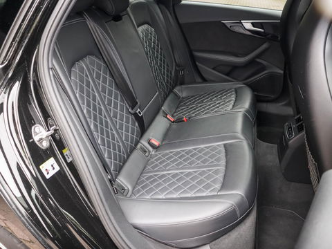 Audi S4 Avant S4 3.0 TFSI 354PK Quattro B&O Camera Sportstoel Memory Massage Trekhaak