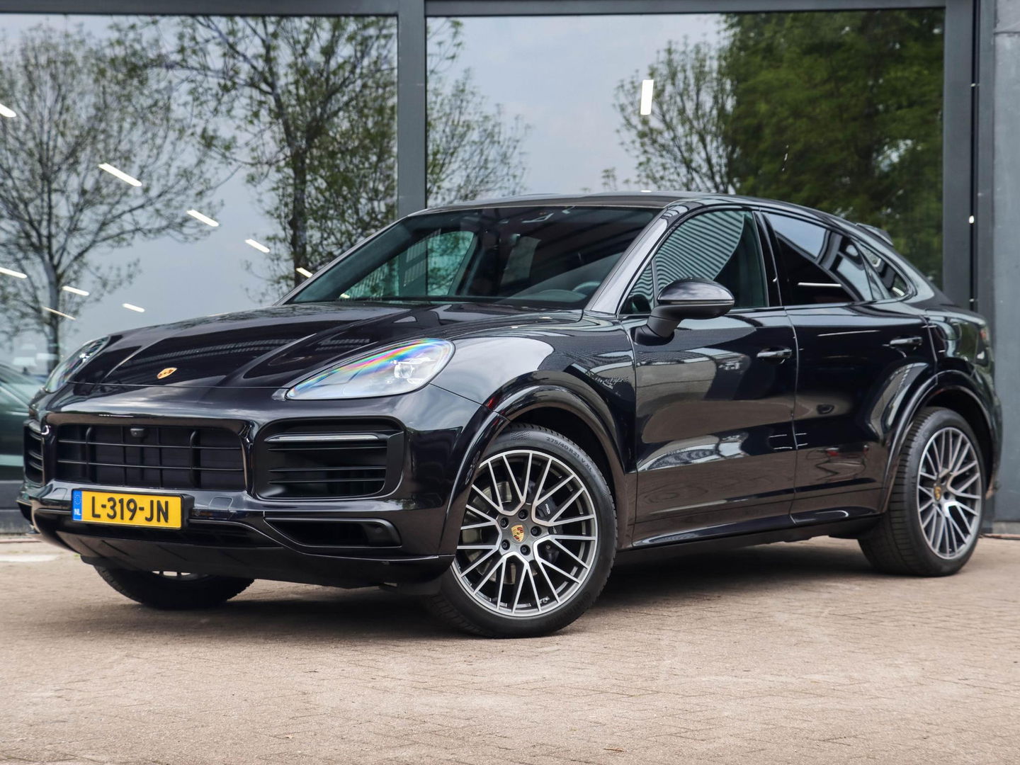 Porsche Cayenne Coupé 3.0 E-Hybrid 462pk | Sport Chrono | Luchtvering | Carbon | Bose