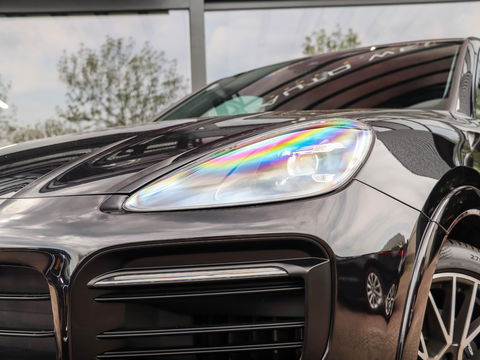 Porsche Cayenne Coupé 3.0 E-Hybrid 462pk | Sport Chrono | Luchtvering | Carbon | Bose