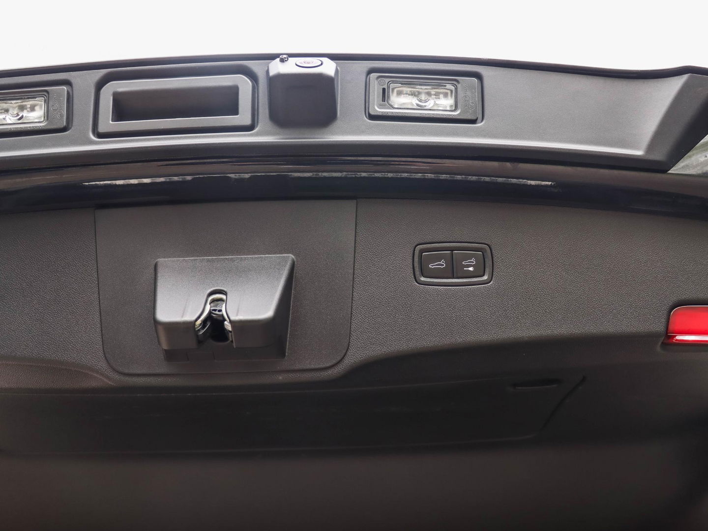 Porsche Cayenne Coupé 3.0 E-Hybrid 462pk | Sport Chrono | Luchtvering | Carbon | Bose