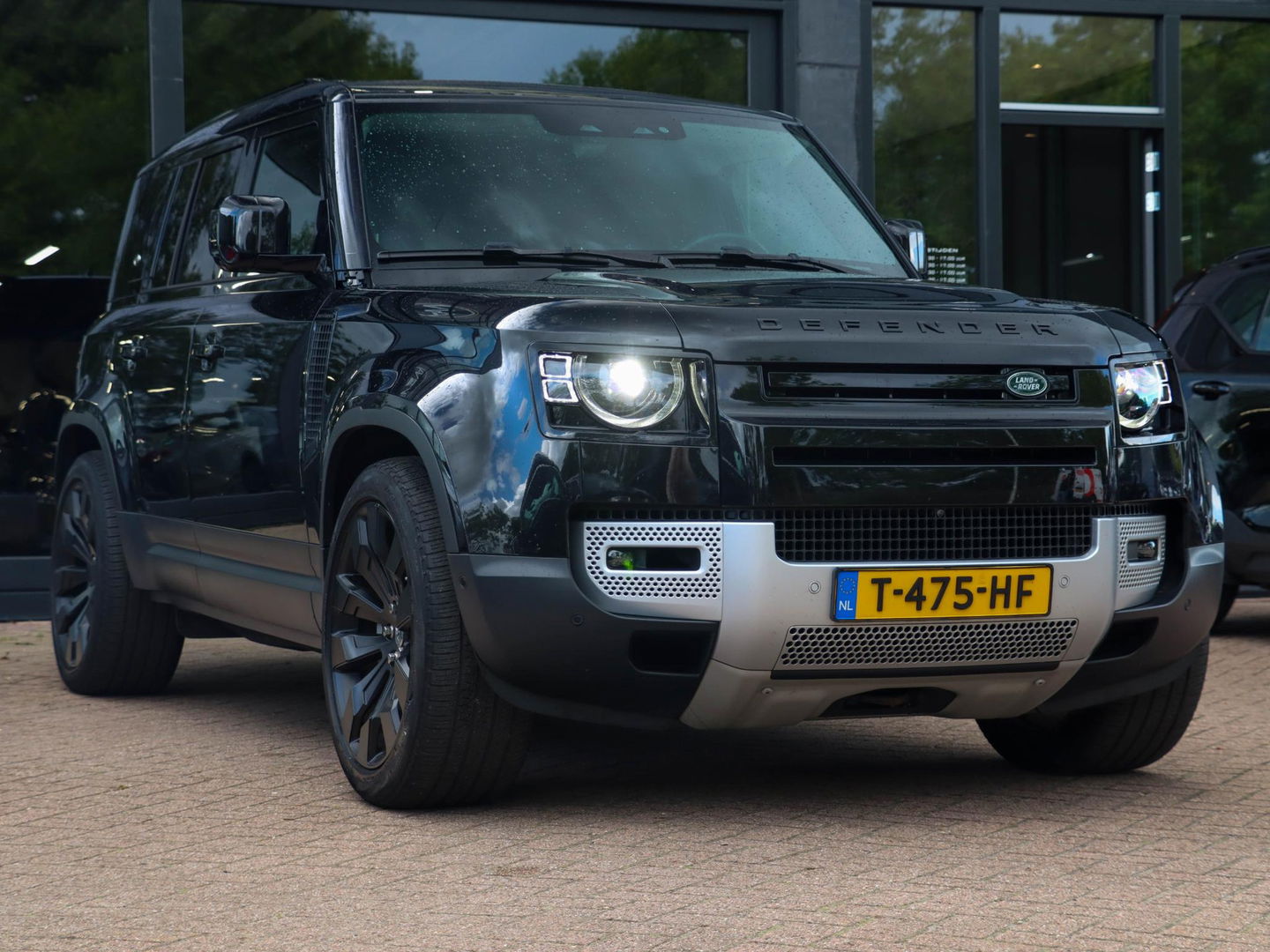 Land Rover Defender 110 P400e XS Edition Urban 360 Luchtvering Panodak Trekhaak Meridian
