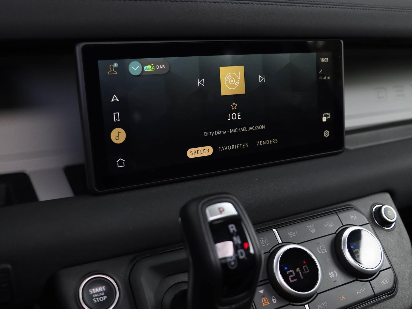 Land Rover Defender 110 P400e 110 XS Edition Urban | 360 | Luchtvering | Panodak | Trekhaak