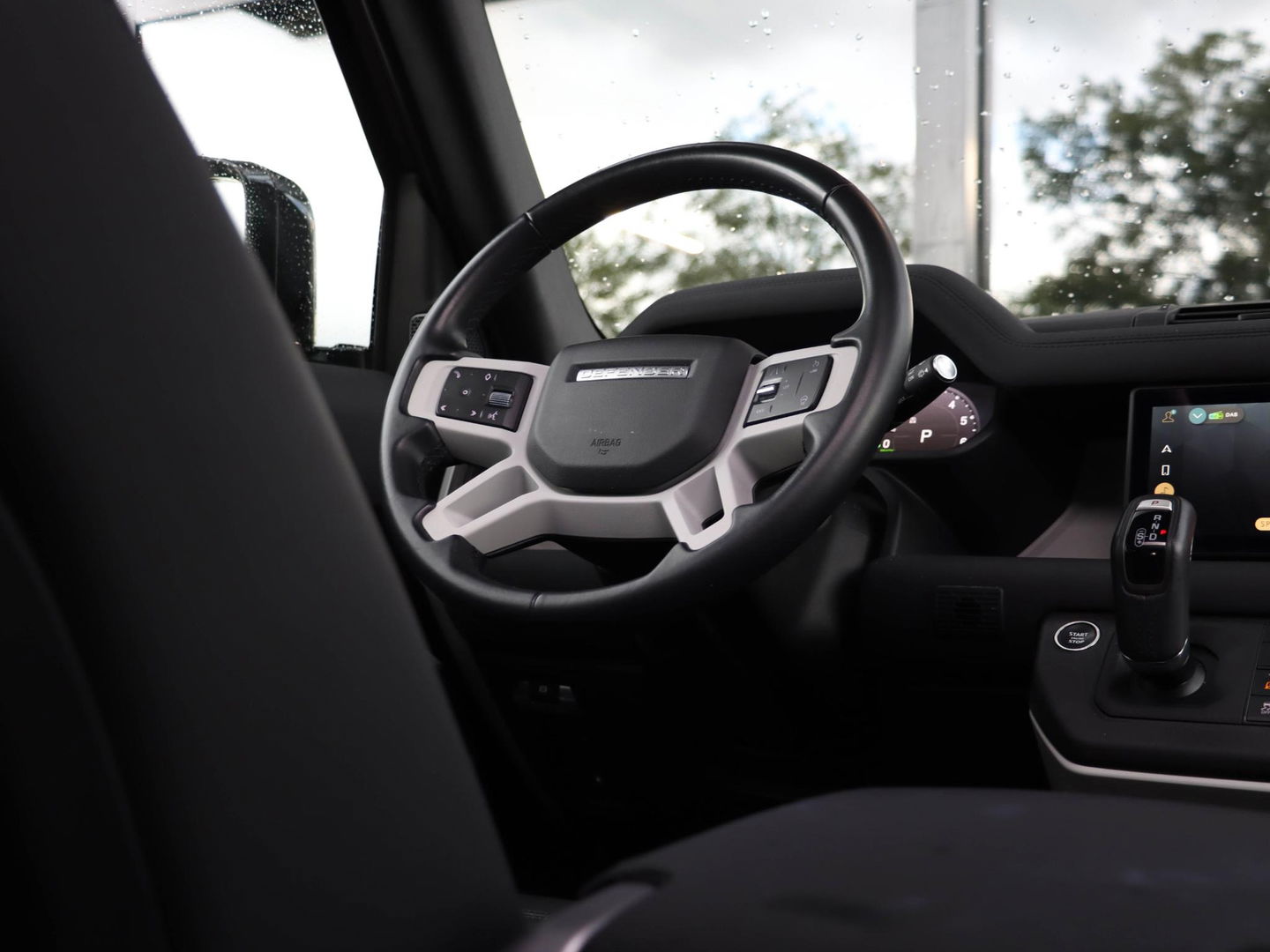 Land Rover Defender 110 P400e XS Edition Urban 360 Luchtvering Panodak Trekhaak Meridian