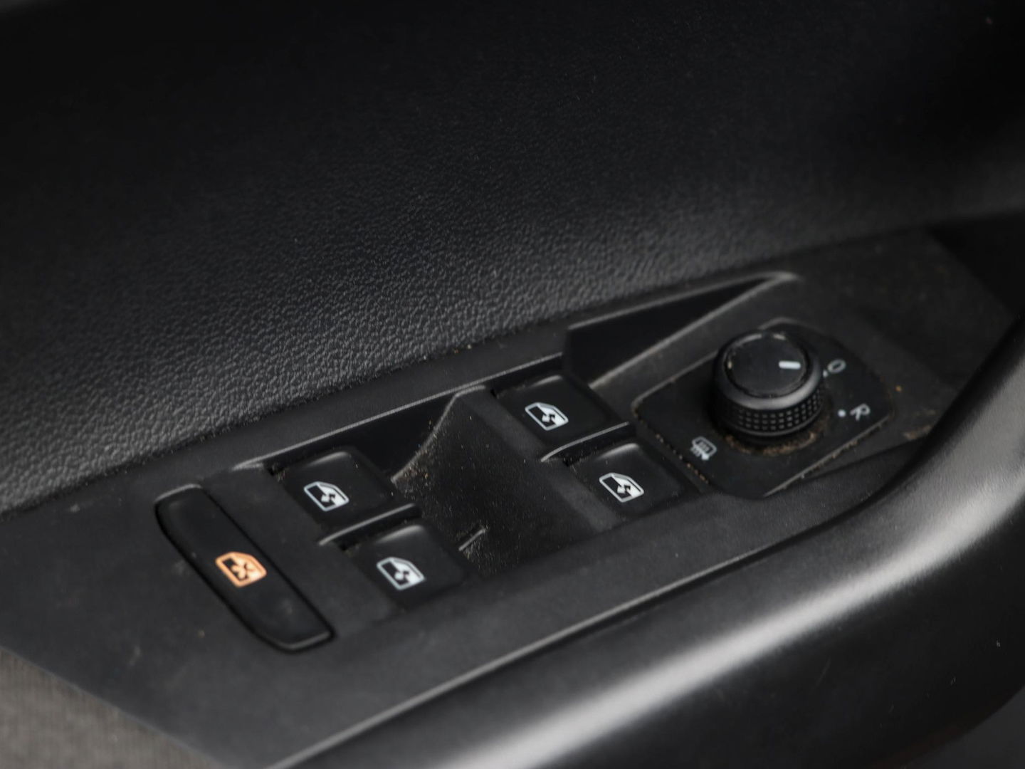 Volkswagen Polo 1.0 80pk Comfortline Sport 17 inch | Cruise | PDC V+A