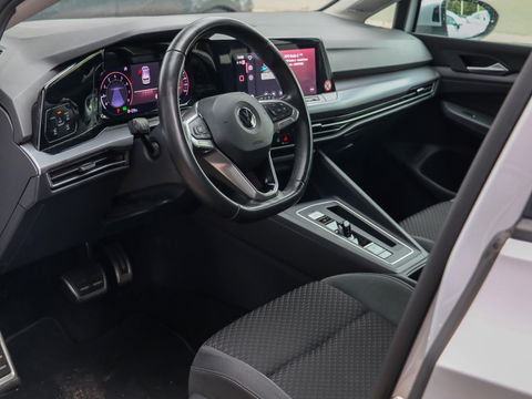 Volkswagen Golf 1.0 eTSI Active 110PK DSG Harman Kardon Fabr.garantie t/m 3-2027 max. 100.000km