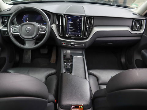 Volvo XC60 T6 AWD Inscription 350PK ACC Panoramadak 19 inch