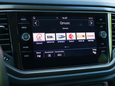 Volkswagen T-Roc 1.0 TSI Style 115pk Trekhaak Navigatie Camera