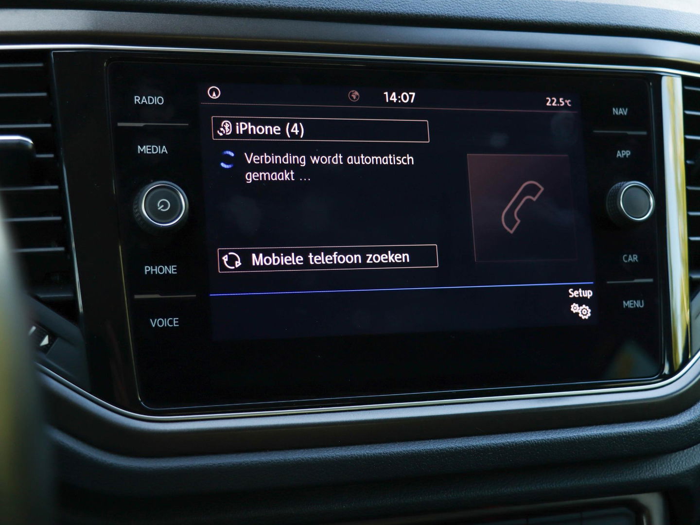 Volkswagen T-Roc 1.0 TSI Style 115pk Trekhaak Navigatie Camera