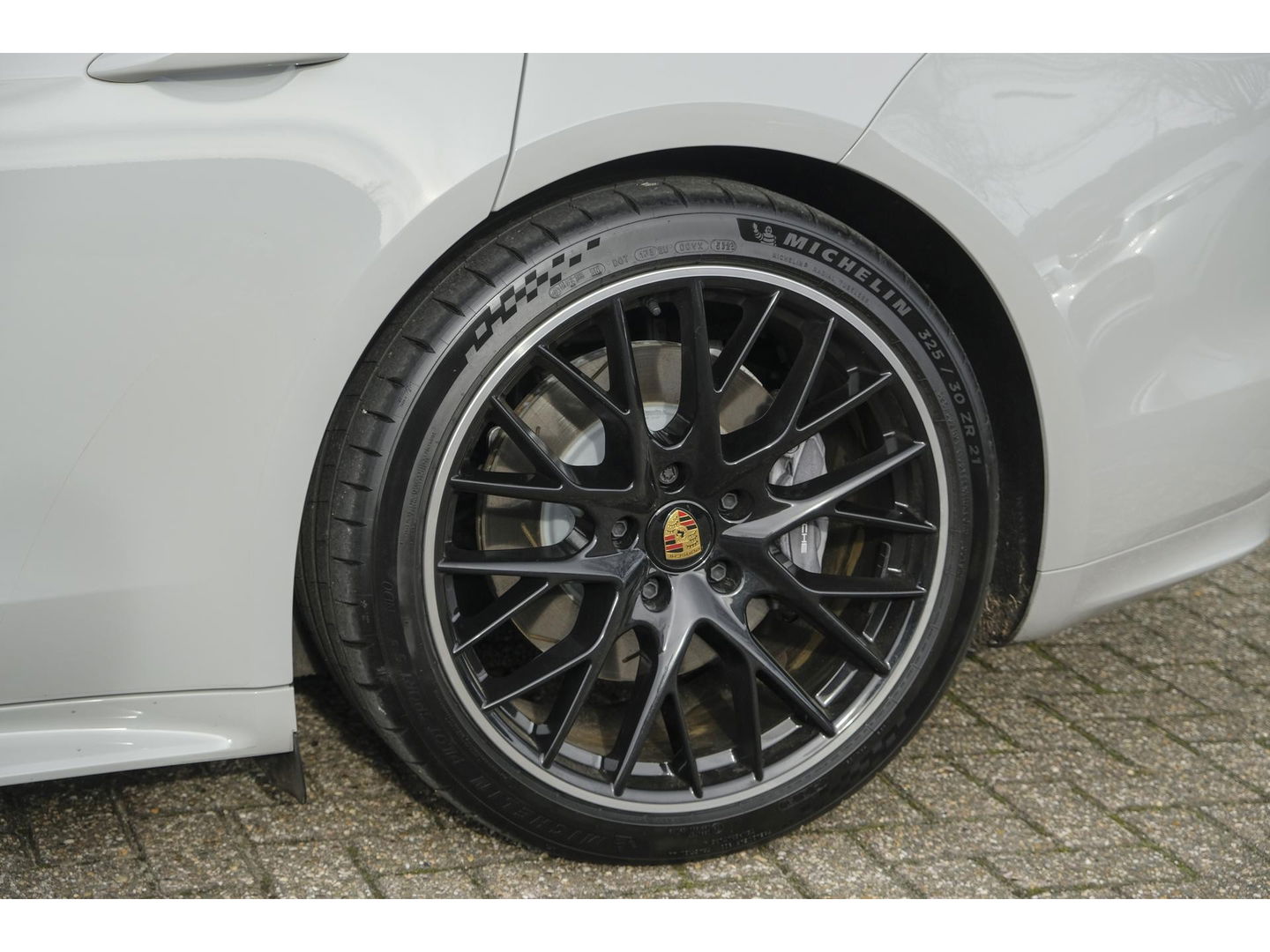 Porsche Panamera 2.9 4 462pk E-Hybrid Platinum Sport design Panoramadak 5-zits 4-wielsturing Luchtvering Sportuitlaat Matrix Stoelkoeling