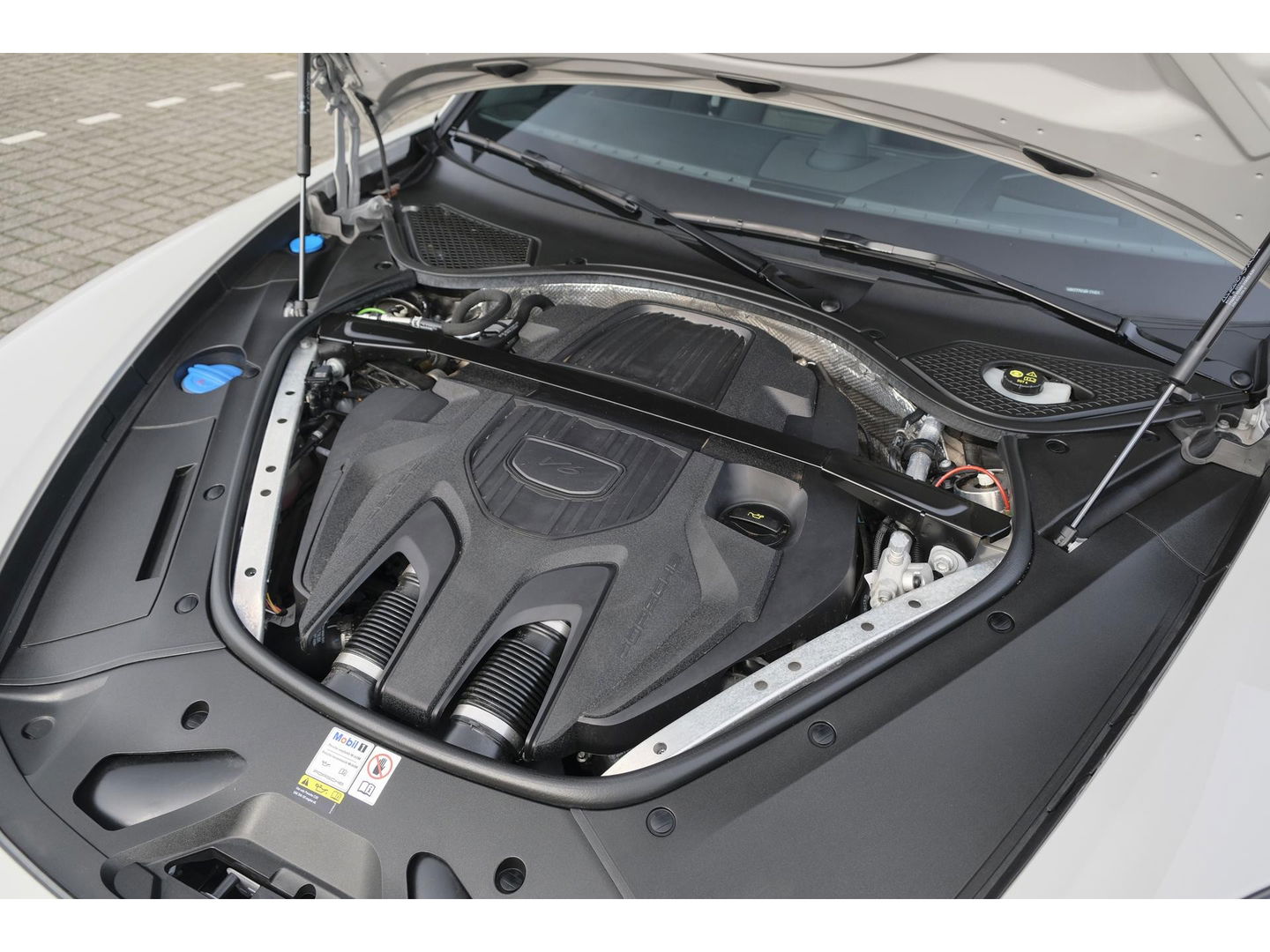 Porsche Panamera 2.9 4 462pk E-Hybrid Platinum Sport design Panoramadak 5-zits 4-wielsturing Luchtvering Sportuitlaat Matrix Stoelkoeling