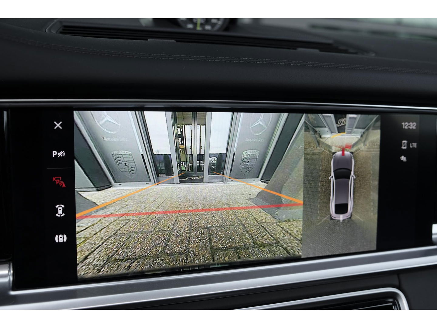 Porsche Panamera 2.9 4 462pk E-Hybrid Platinum Sport design Panoramadak 5-zits 4-wielsturing Luchtvering Sportuitlaat Matrix Stoelkoeling