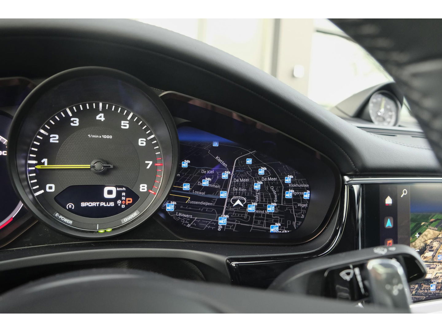 Porsche Panamera 2.9 4 462pk E-Hybrid Platinum Sport design Panoramadak 5-zits 4-wielsturing Luchtvering Sportuitlaat Matrix Stoelkoeling