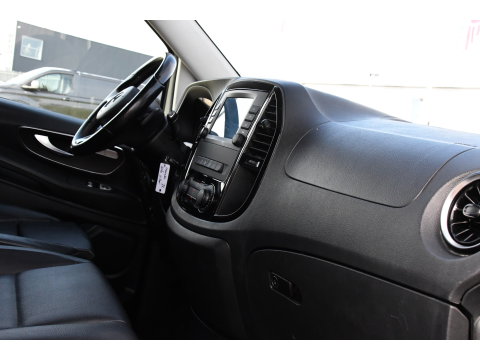 Mercedes-Benz Vito 119 CDI L2 AMG Edition Adaptieve Cruise, Camera, Carplay, LED, Stoelverwarming, Leder, Trekhaak, Multimedia, Uniek!