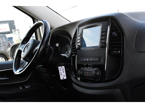 Mercedes-Benz Vito 119 CDI L2 AMG Edition Adaptieve Cruise, Camera, Carplay, LED, Stoelverwarming, Leder, Trekhaak, Multimedia, Uniek!