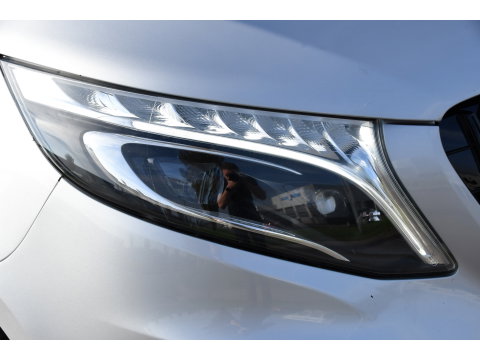 Mercedes-Benz Vito 119 CDI L2 AMG Edition Adaptieve Cruise, Camera, Carplay, LED, Stoelverwarming, Leder, Trekhaak, Multimedia, Uniek!