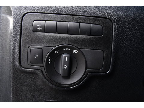 Mercedes-Benz Vito 119 CDI L2 AMG Edition Adaptieve Cruise, Camera, Carplay, LED, Stoelverwarming, Leder, Trekhaak, Multimedia, Uniek!
