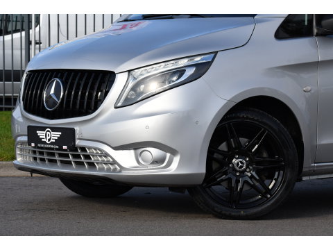 Mercedes-Benz Vito 119 CDI L2 AMG Edition Adaptieve Cruise, Camera, Carplay, LED, Stoelverwarming, Leder, Trekhaak, Multimedia, Uniek!