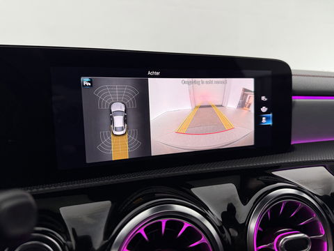 Mercedes-Benz CLA-Klasse 180 AMG | Pano | Sfeerverl. | Memory | Burmester | Virtual | Carplay | Camera | Adap. Cruise | NAP