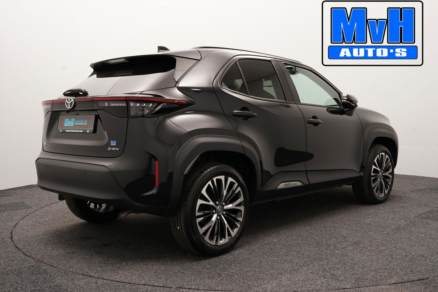 Toyota Yaris Cross 1.5 Hybrid 130 Executive|STUUR/STOELVERW.