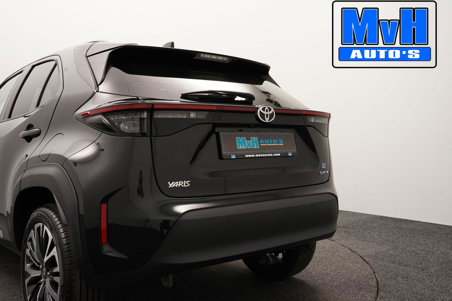 Toyota Yaris Cross 1.5 Hybrid 130 Executive|STUUR/STOELVERW.