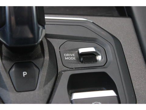 Lynk & Co 01 | Adaptive Cruise | 360° Camera | Panoramadak | Elektrische memory stoel | Keyless |